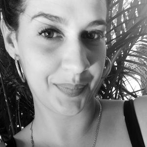 Meet your Posher, Yanay